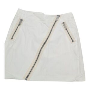 Burberry White A-Line Skirt - Size: UK 6, US 8. BNWOT.